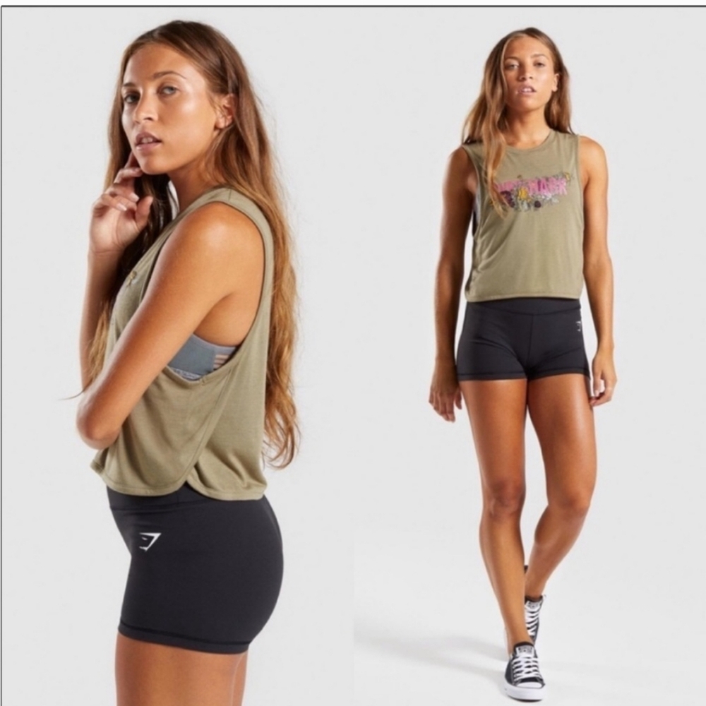 GYMSHARK Olive Green Floral Embroidered Cropped Tank Top Women’s Size Medium